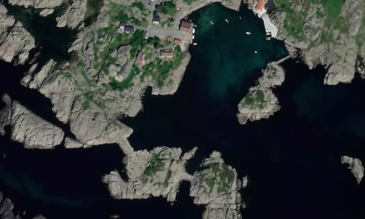 Flyfoto av Svenskevika naturhavn