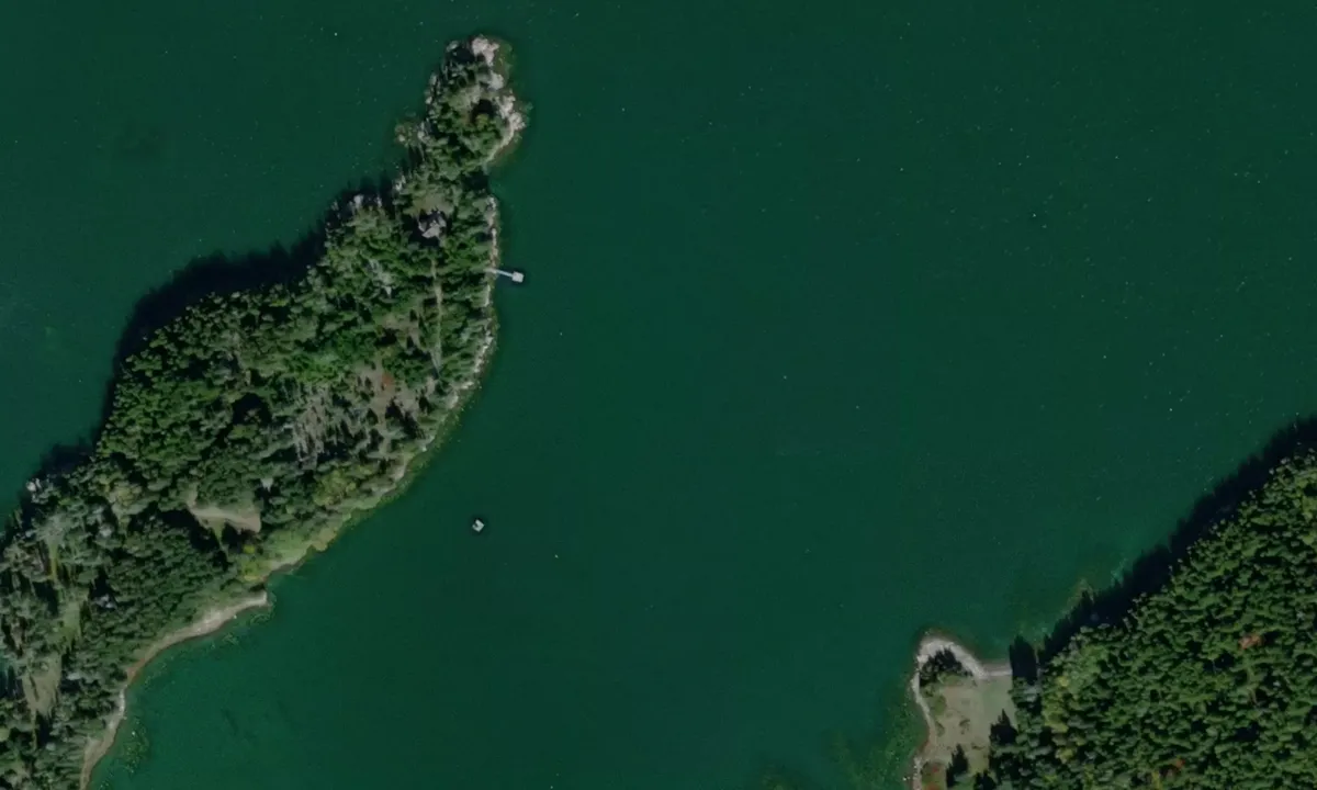 Flyfoto av Swans island