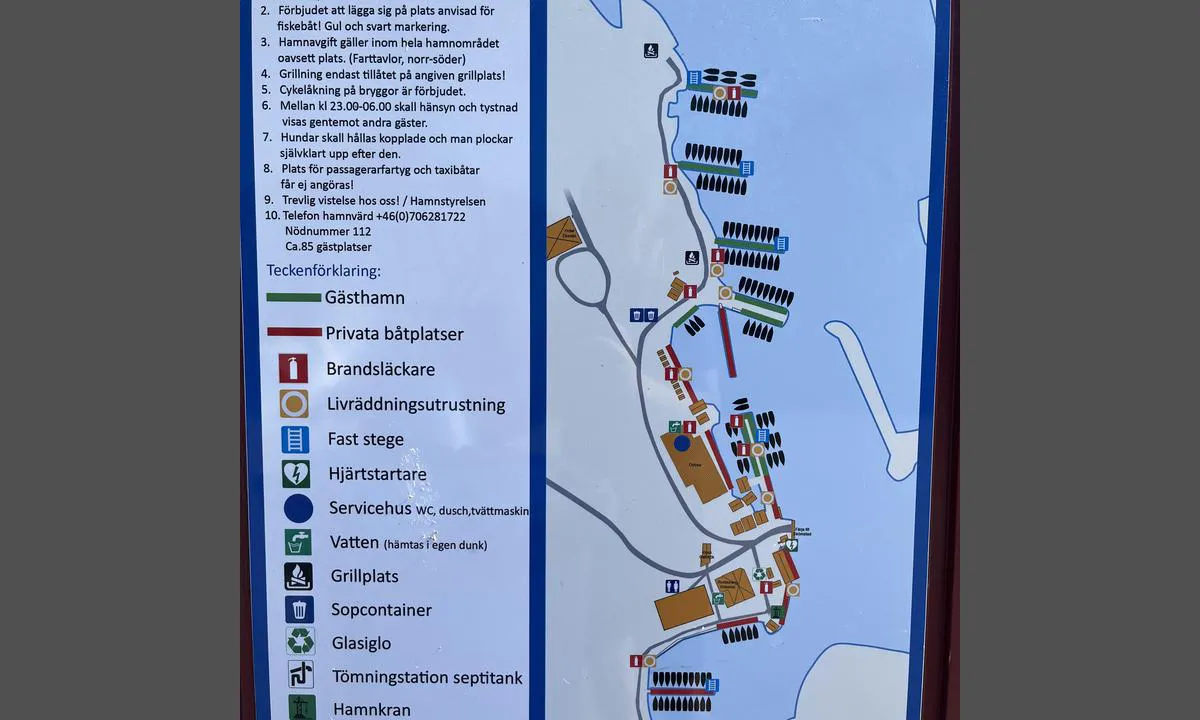 Syd-Koster Ekenäs: {"base": "no", "no": "Eken\u00e4s havn", "se": "Eken\u00e4s hamn", "en": "Eken\u00e4s Harbour", "da": "Eken\u00e4s havn"}