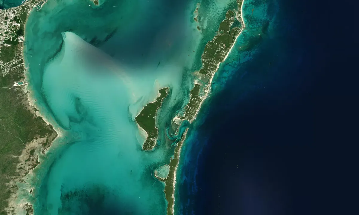 Flyfoto av Tahiti Beach - Elbow Cay