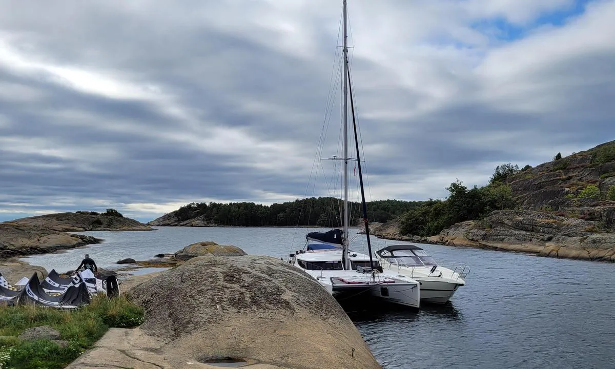 Tallakshavn: Longside på Laksholmen