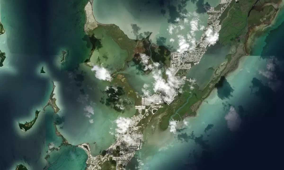 Flyfoto av Tarpon Bay (south)