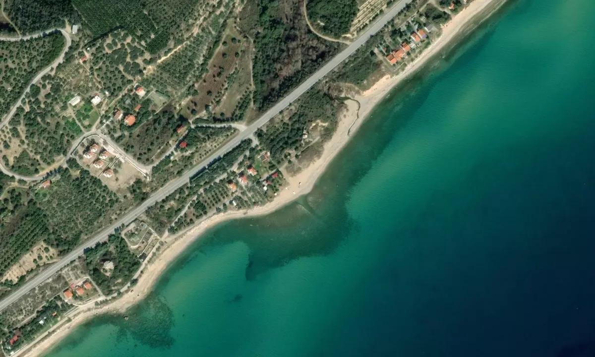 Flyfoto av TAΣΟΣ ΚΑΡΑΣΟΥΛΗΣ