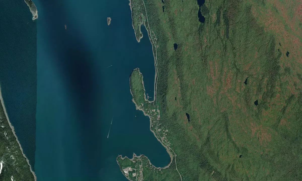 Flyfoto av Tee Harbor (south)