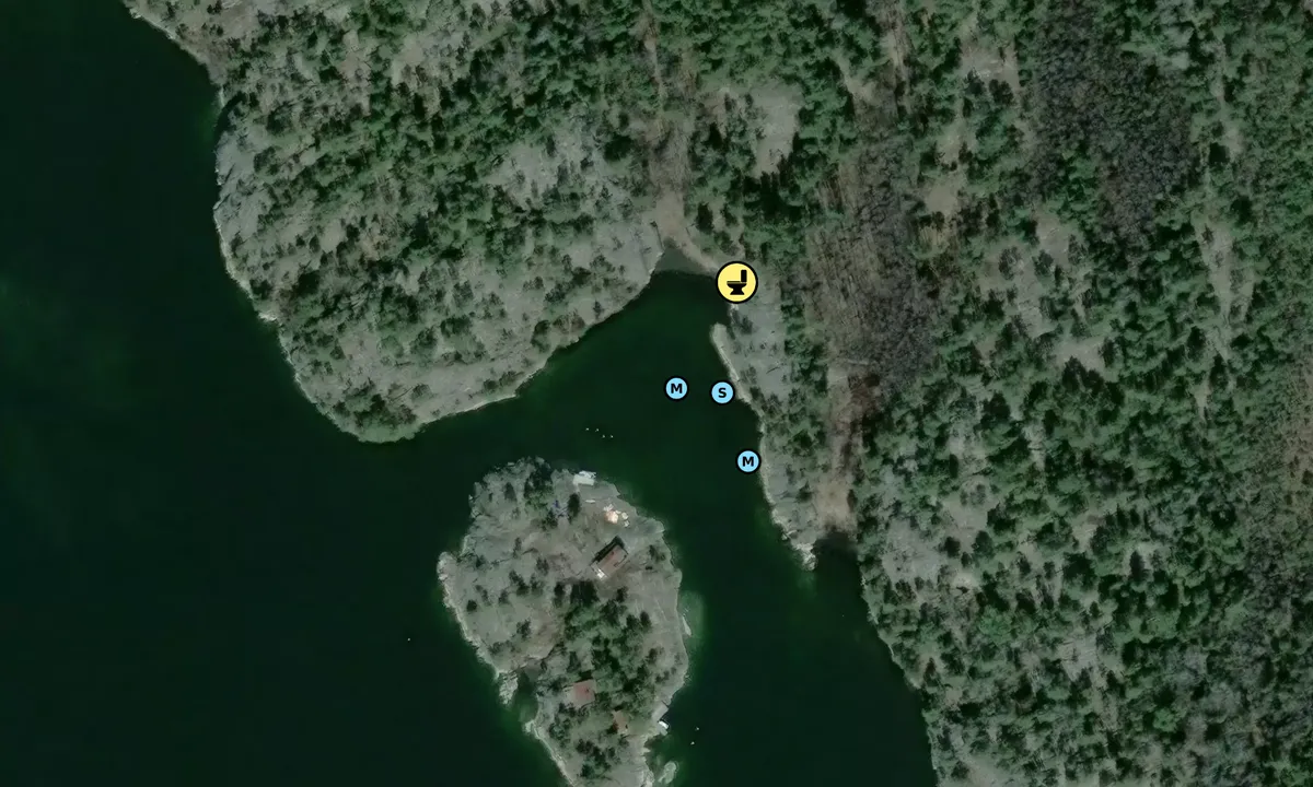 Satelite image of Tjuvklövan