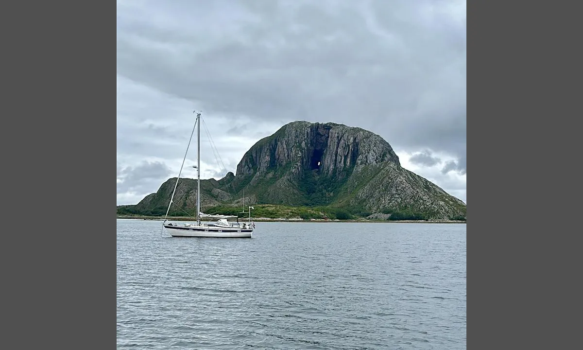 Torghatten - Flagøya