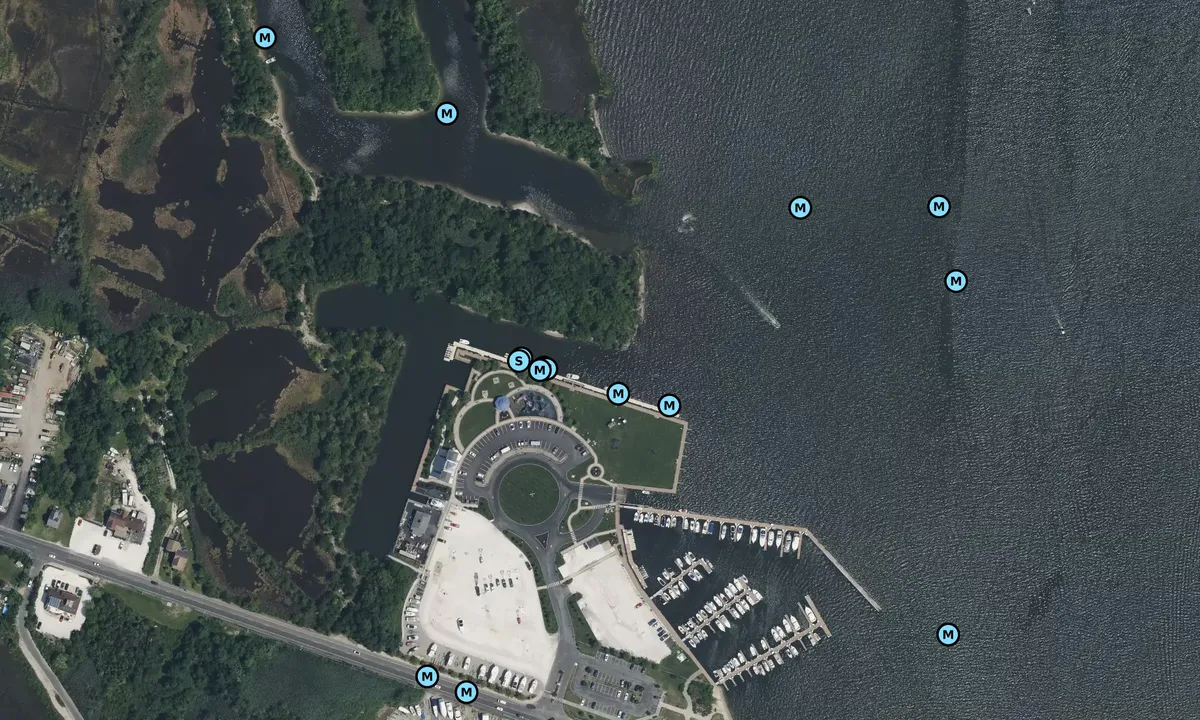 Satelite image of Trader's Cove Marina and Park
