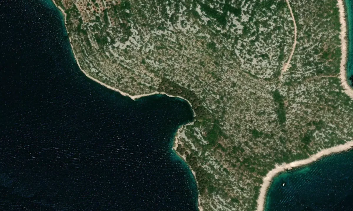 Flyfoto av Triluke East