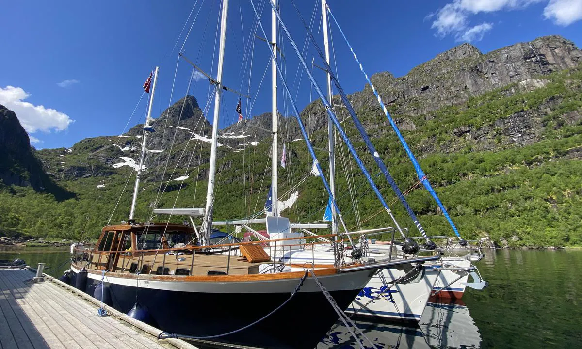 Trollfjorden - Digermulen: {"base": "en", "no": "09.06.2024 s/y Blue Lady", "se": "09.06.2024 sy Blue Lady", "en": "09.06.2024 sy Blue Lady", "da": "09.06.2024 sy Blue Lady"}