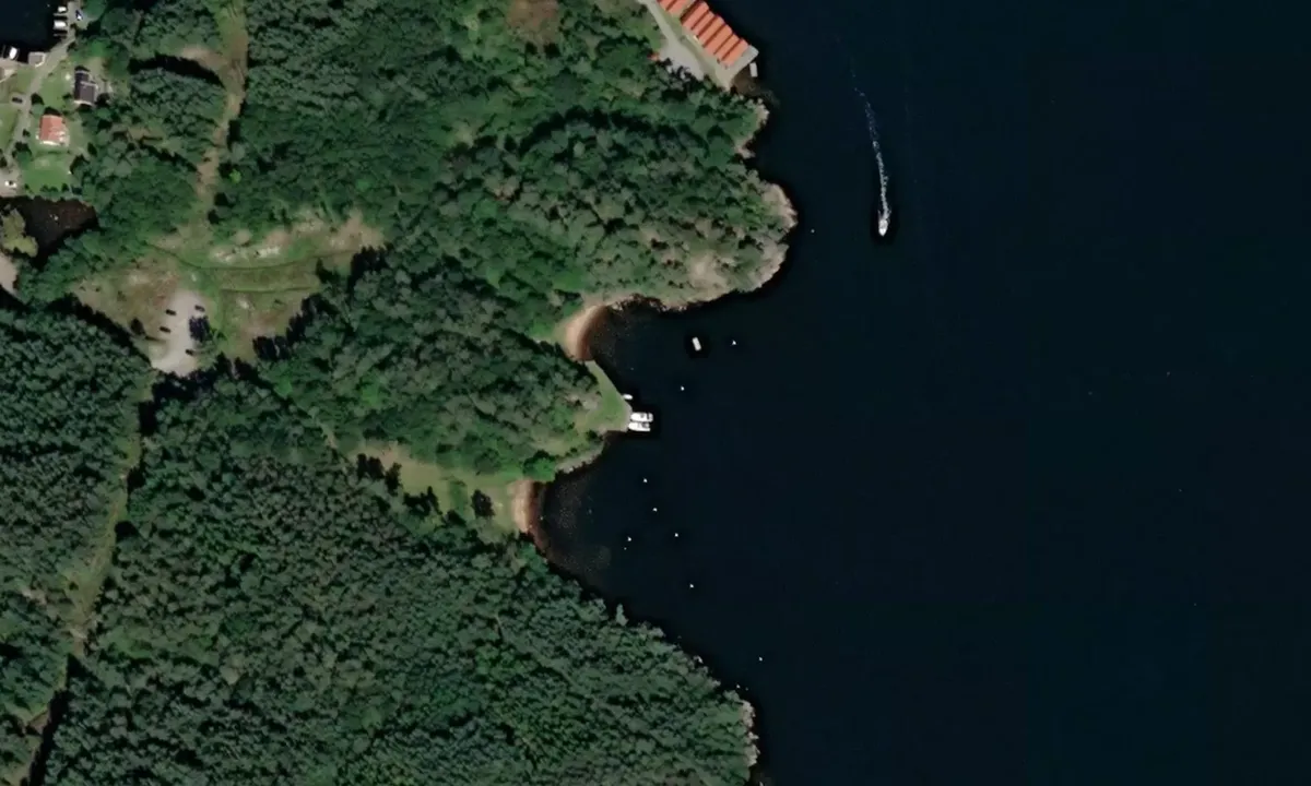Flyfoto av Underøy (Indre)
