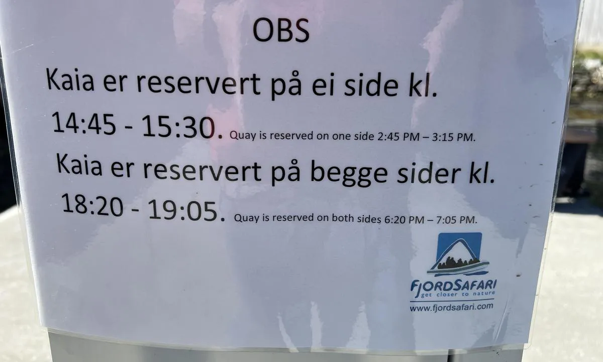 Undredal : {"base": "no", "no": "Reservasjonstider gjestekai", "se": "Reservationstider g\u00e4stbrygga", "en": "Reservation times for guest dock", "da": "Reservat tider g\u00e6stebro"}