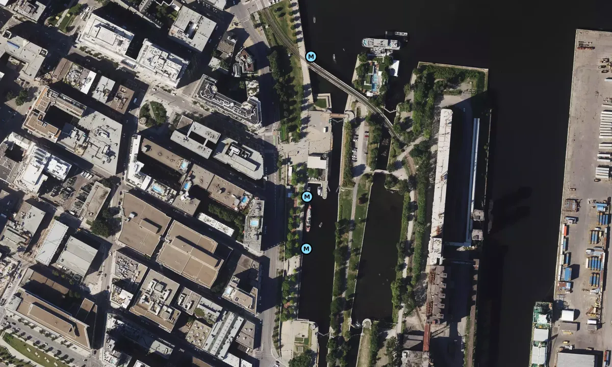 Satelite image of Upper Wall Lachine Canal Lock #1