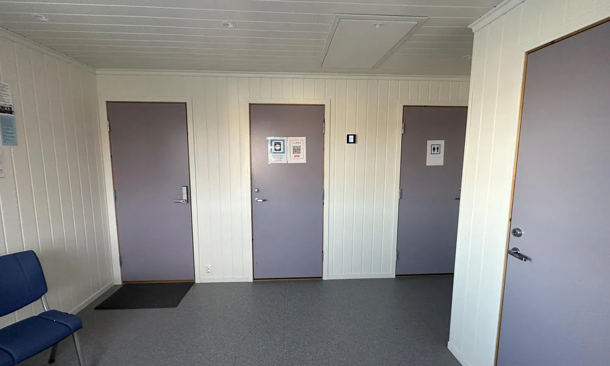 Uthaug: {"base": "no", "no": "Flott nytt servicehus", "se": "Flott nytt servicehus", "en": "Great new service house", "da": "Flot nyt servicehus"}