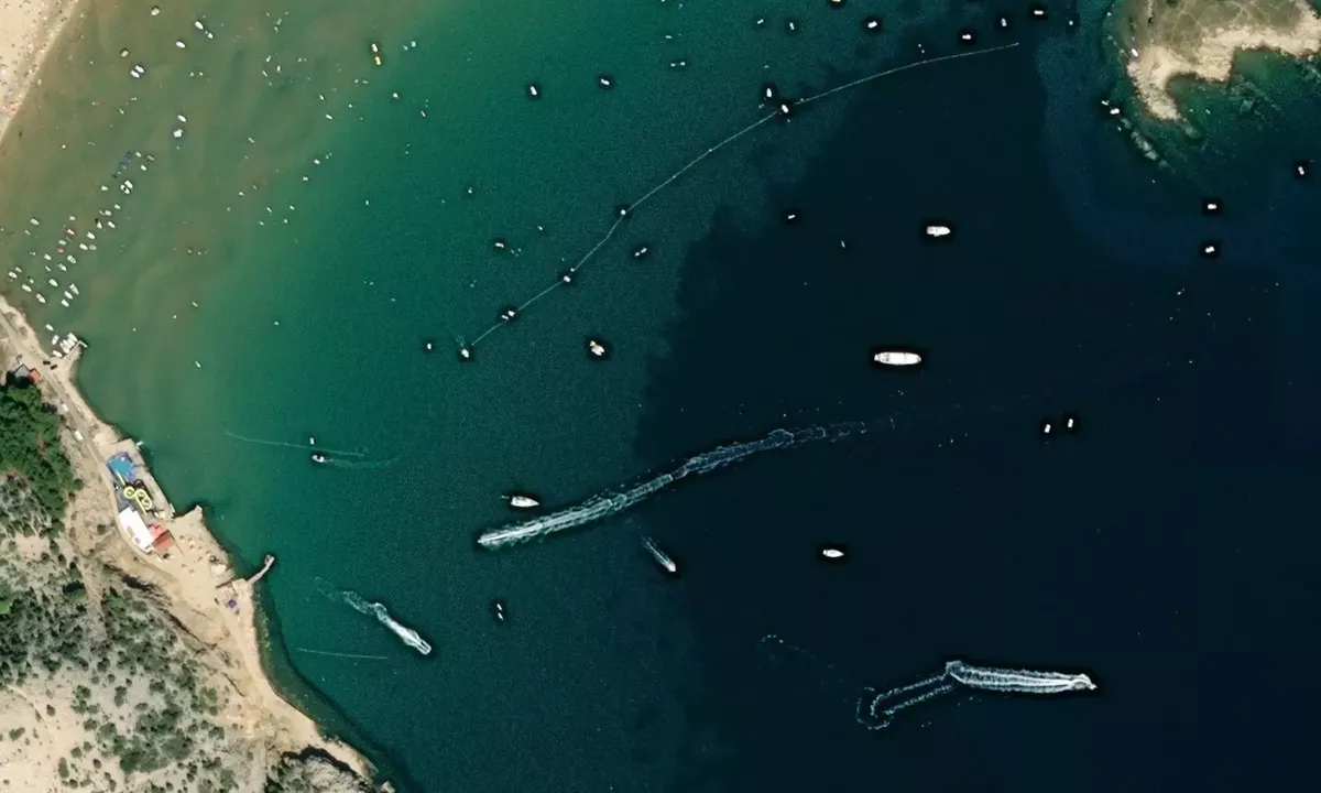 Satelite image of Uvaka Crnika