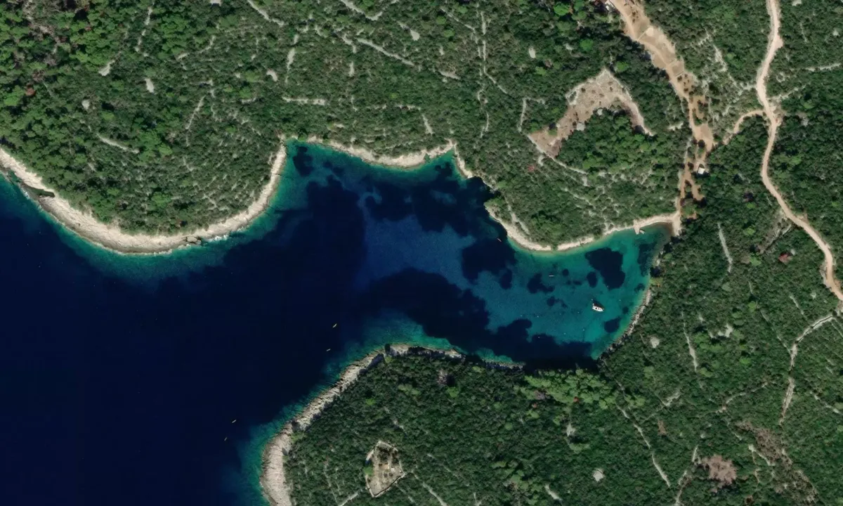 Flyfoto av Uvala Balvanida
