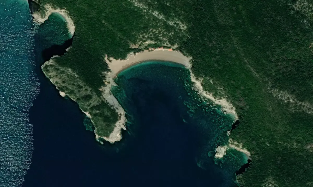 Flyfoto av Uvala Pećin