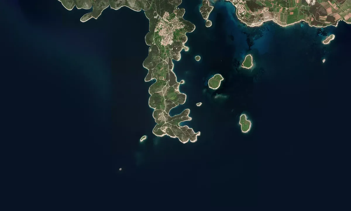 Flyfoto av Uvala Portic 1