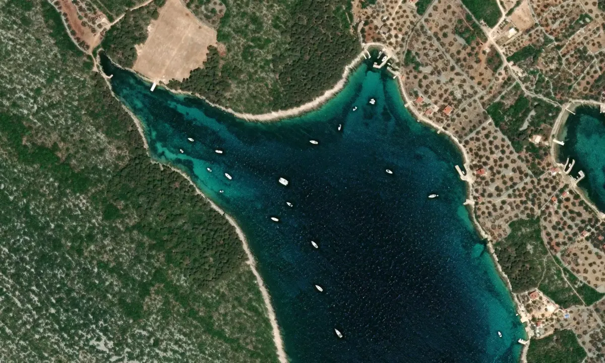Flyfoto av Uvala Zincena
