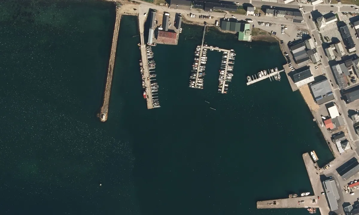 Flyfoto av Vadsø Havn