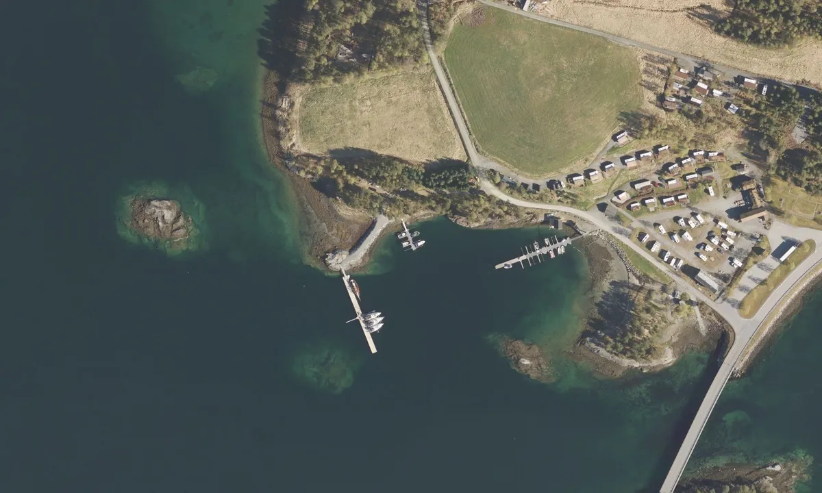 Flyfoto av Valsøytunet - Valsøya