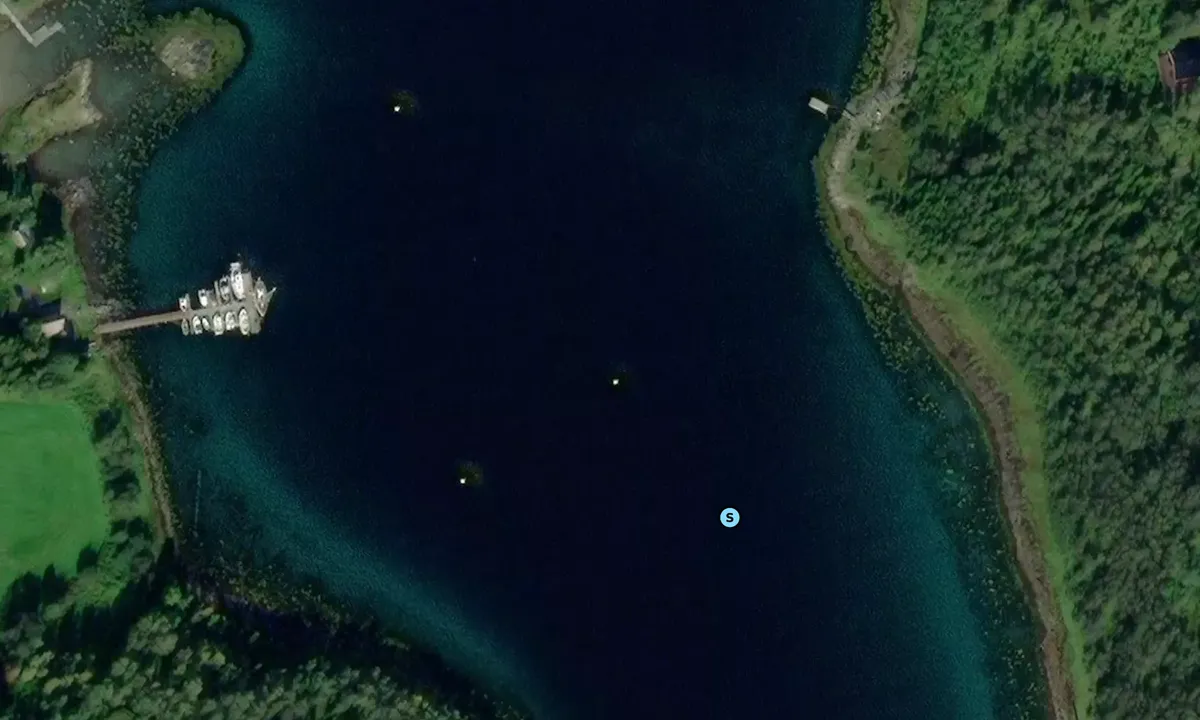 Satelite image of Valvågen