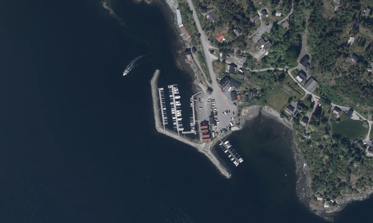 Skarnsundet Fjordsenter: Flyfoto av Vangshylla