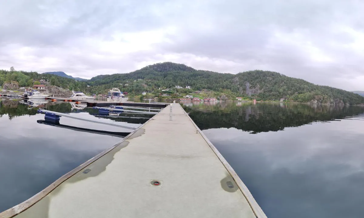 Vatlandsvåg: {"base": "no", "no": "Panorama fra Vatlandsv\u00e5g", "se": "Panorama fr\u00e5n Vatlandsv\u00e5g", "en": "Panorama from Vatlandsv\u00e5g", "da": "<h3>Panorama fra Vatlandsv\u00e5g</h3>"}