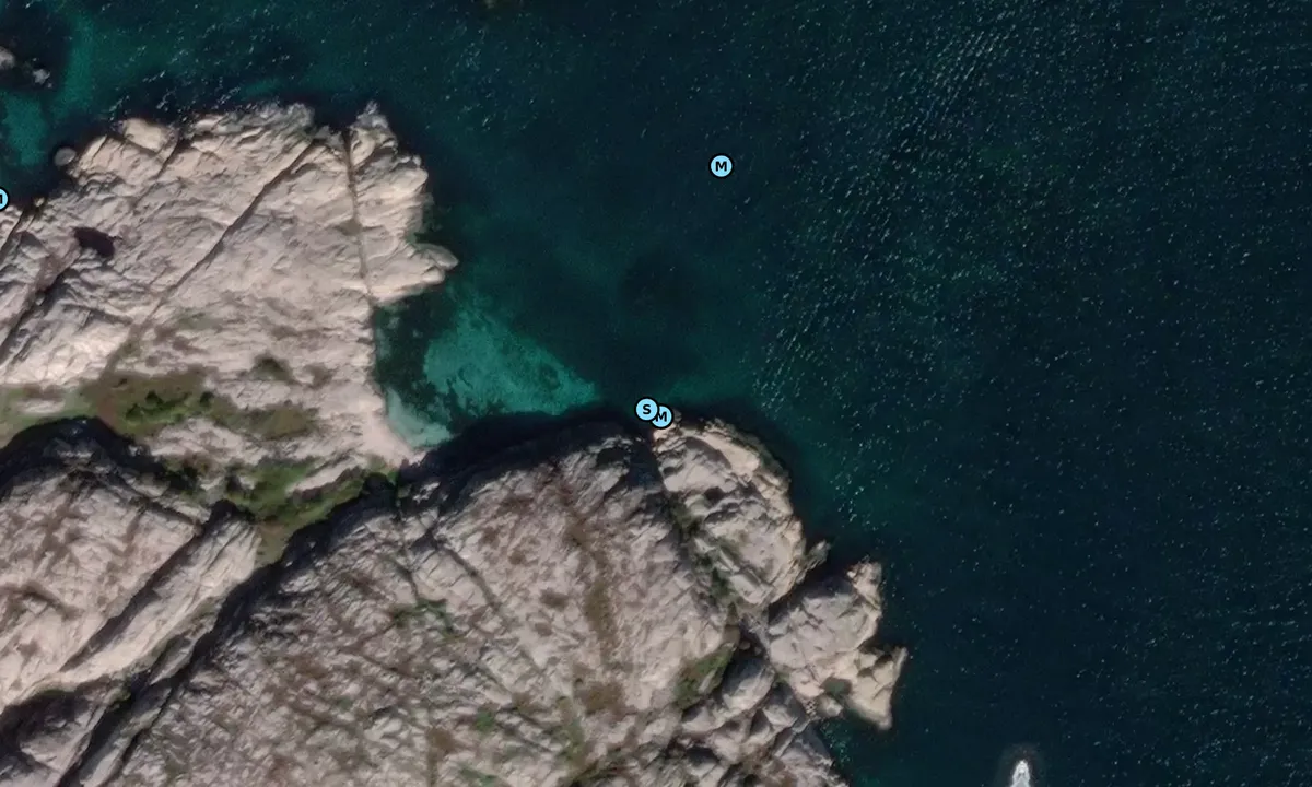 Satelite image of Vedholmen North