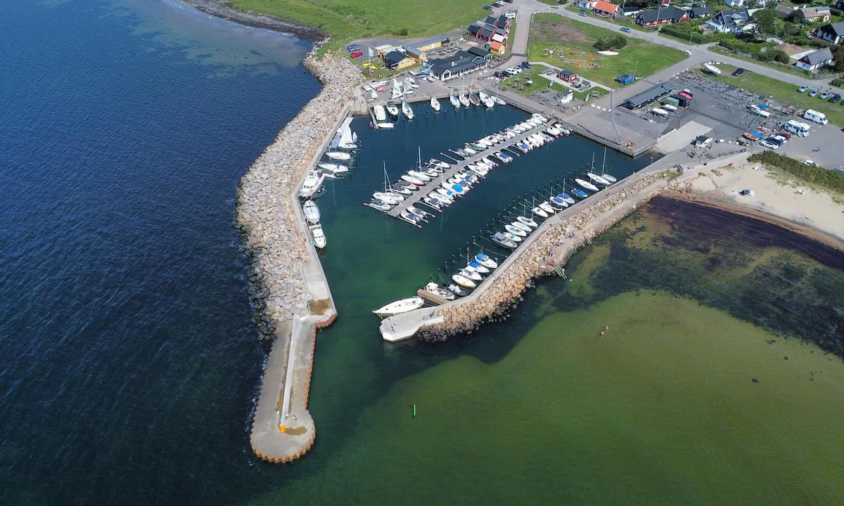 The entrance to Vejbystrand harbour