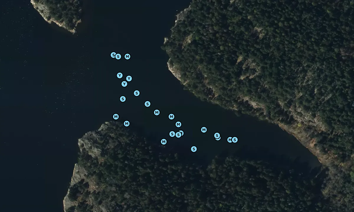 Satelite image of Velamsund - vik på östra sidann