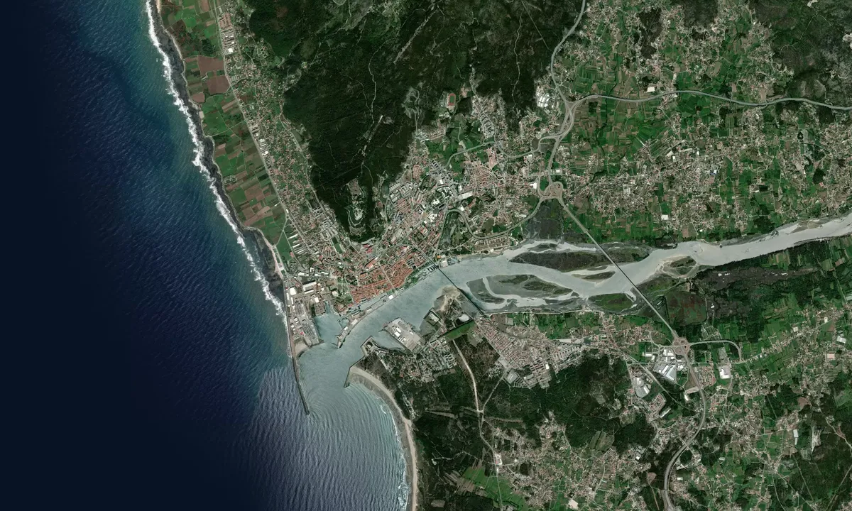 Flyfoto av Viana do Castelo Marina
