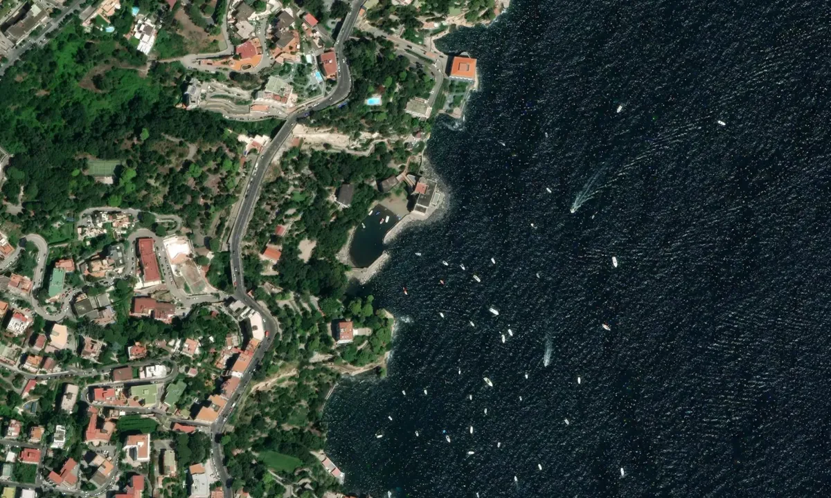Flyfoto av VillaLauro