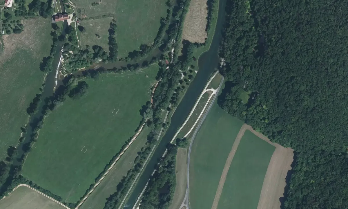 Satelite image of Villiers-sur-Marne (picnic stop)