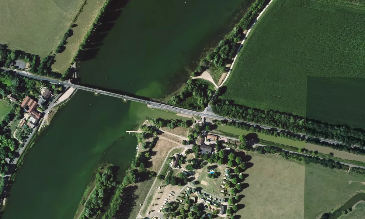 Flyfoto av warte-kai ponte de vaux