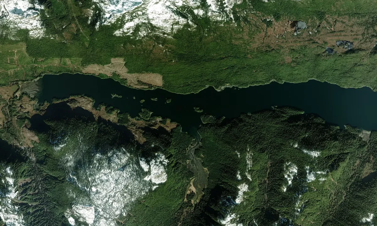 Flyfoto av West Arm Islet