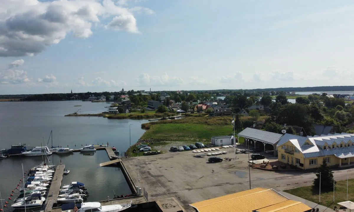 Westmeri Marina: {"base": "et", "no": "2021 Haapsalu", "se": "2021 Haapsalu", "en": "2021 Haapsalu", "da": "2021 Haapsalu", "fr": "2021 Haapsalu", "de": "2021 Haapsalu", "es": "2021 Haapsalu", "it": "2021 Haapsalu", "pt": "2021 Haapsalu", "nl": "2021 Haapsalu", "pl": "2021 Haapsalu", "uk": "2021 \u0425\u0430\u0430\u043f\u0441\u0430\u043b\u0443", "ro": "2021 Haapsalu", "tr": "2021 Haapsalu", "el": "2021 \u03a7\u03ac\u03b1\u03c0\u03c3\u03b1\u03bb\u03bf\u03c5", "cs": "2021 Haapsalu", "hu": "2021 Haapsalu", "fi": "2021 Haapsalu", "bg": "2021 \u0425\u0430\u0430\u043f\u0441\u0430\u043b\u0443", "sr": "2021 \u0425\u0430\u0430\u043f\u0441\u0430\u043b\u0443", "et": "2021 Haapsalu", "lv": "2021 Haapsalu", "lt": "2021 m. Haapsalu"}