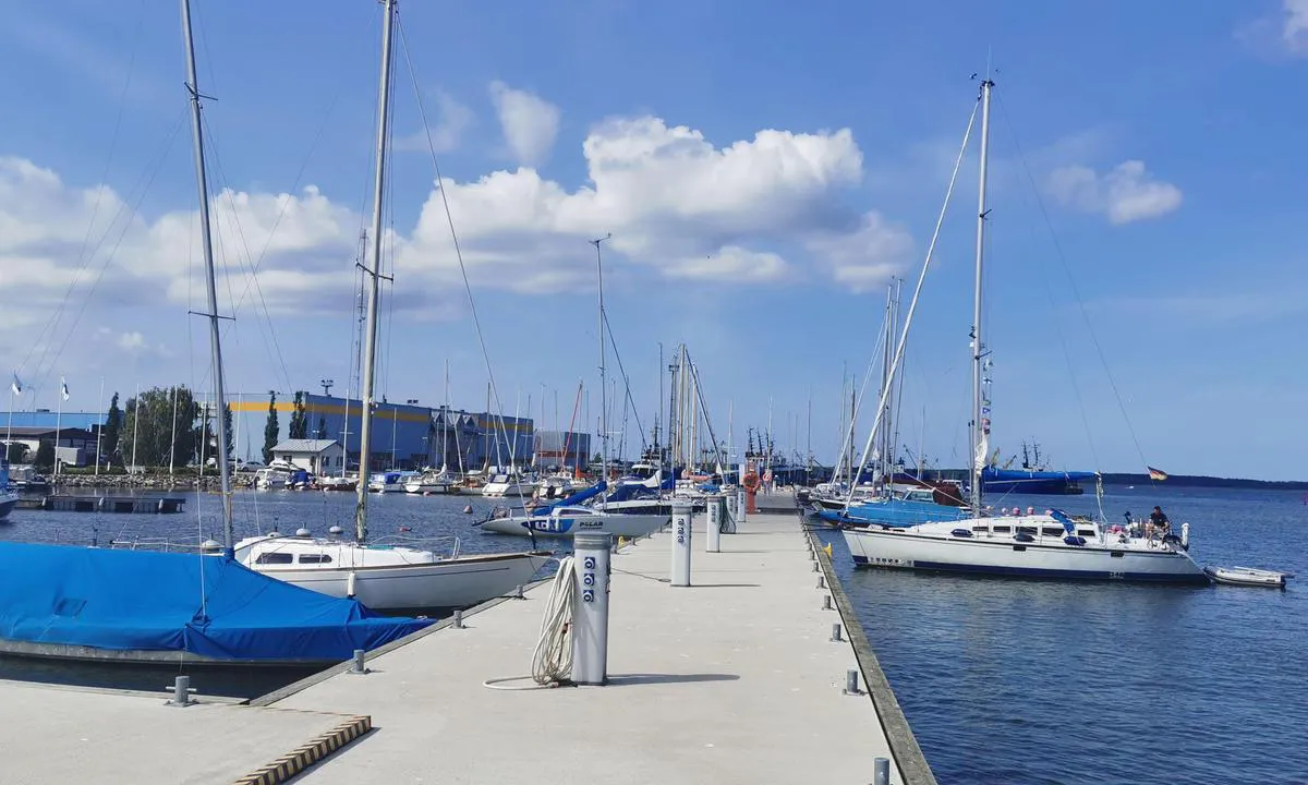 Westmeri Marina: {"base": "en", "no": "2021 Marina i Haapsalu", "se": "2021 Marina i Haapsalu", "en": "2021 Marina in Haapsalu", "da": "2021 Marina i Haapsalu"}