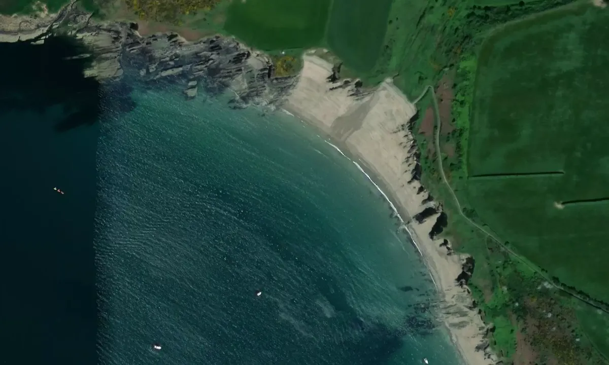 Flyfoto av White Bay 2