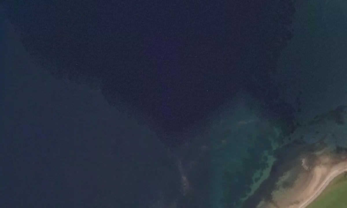 Flyfoto av WHITEFARLAND BAY