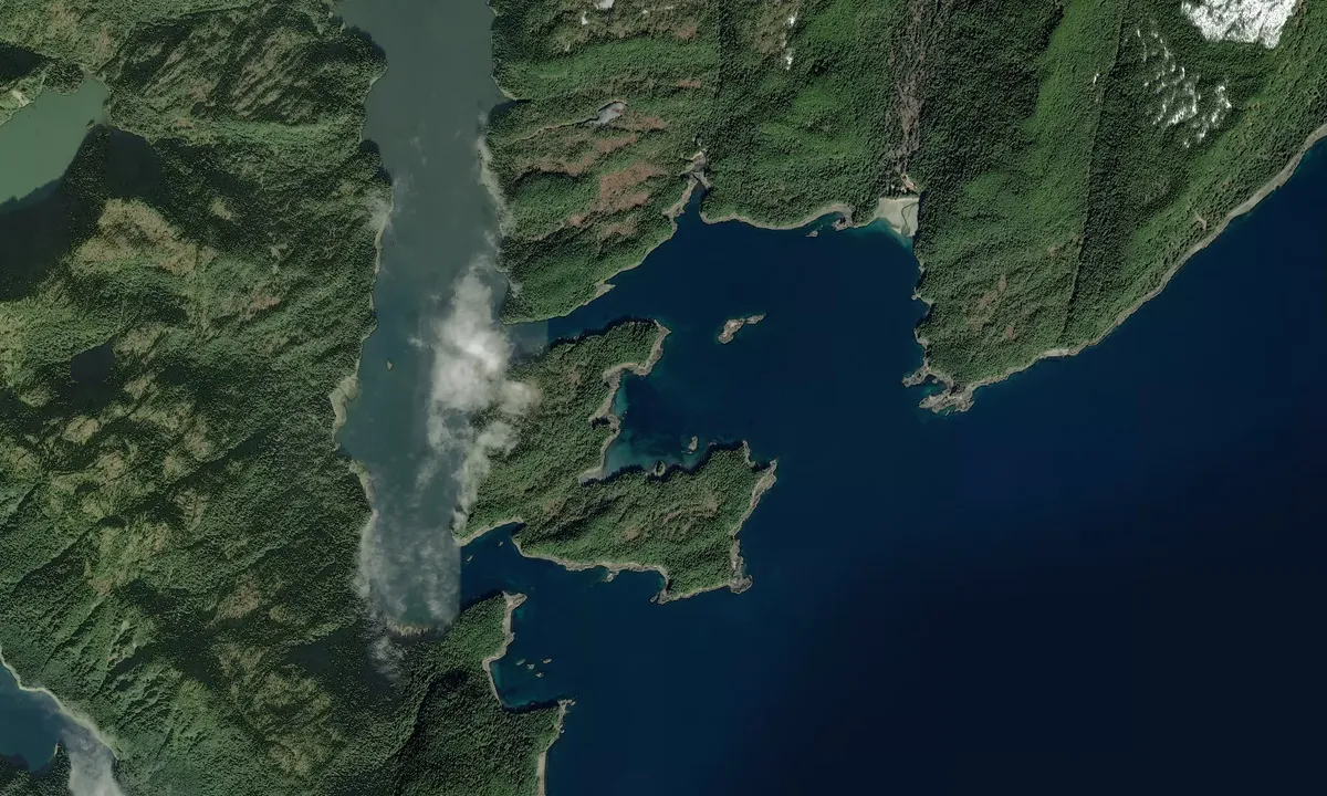 Flyfoto av Woewodski Harbor