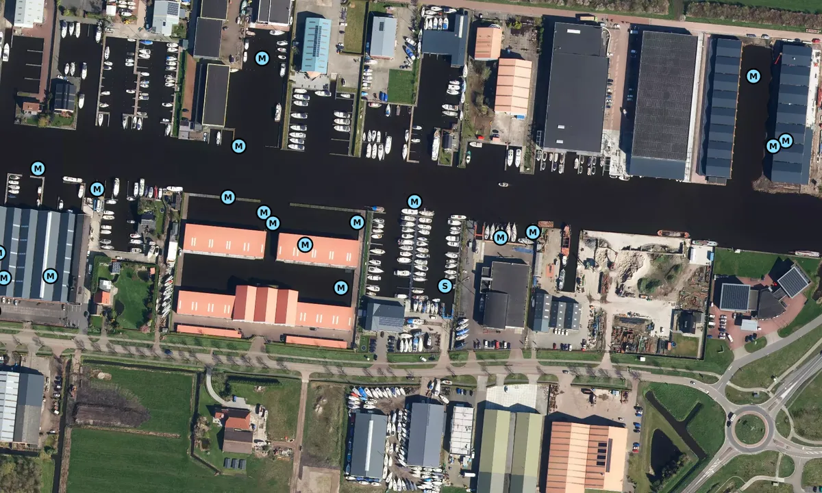 Satelite image of Woudsend