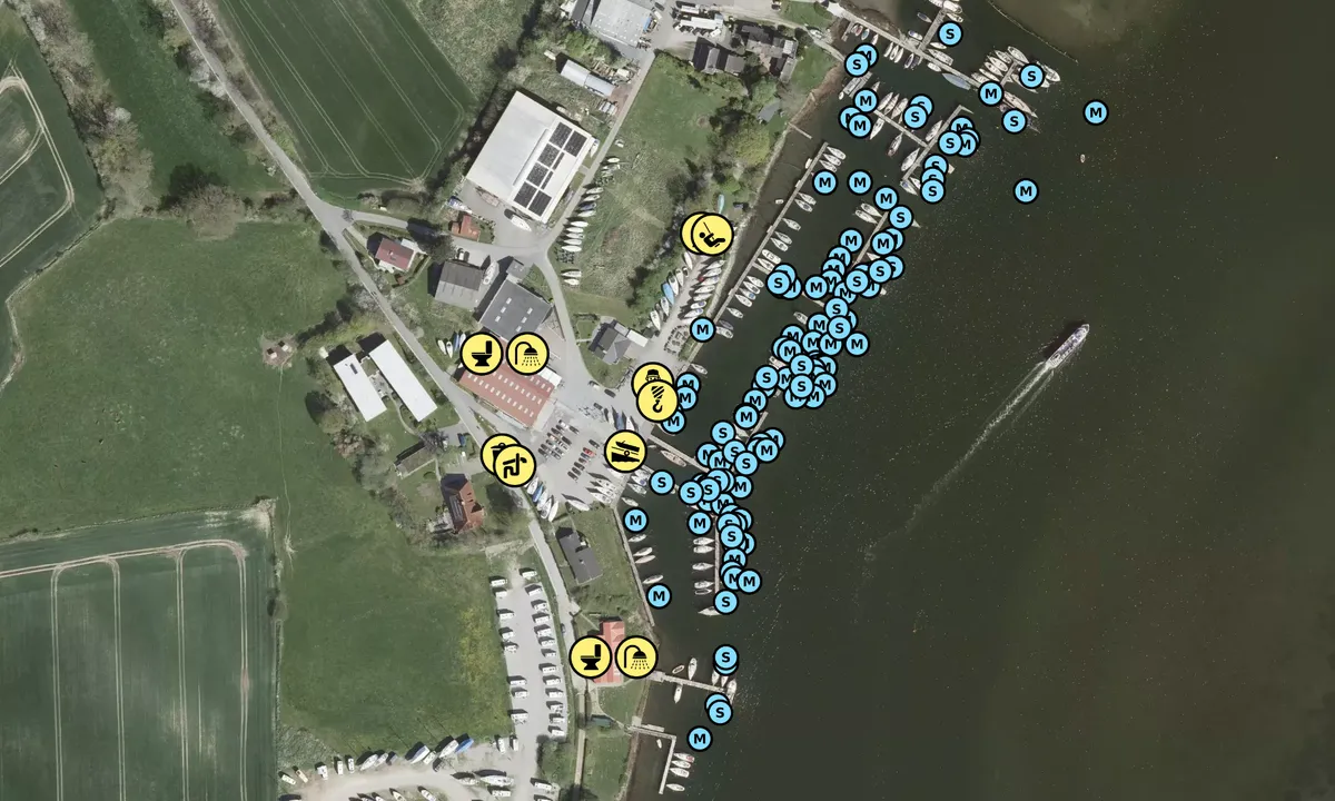 Satelite image of Yachthafen Henningsen
