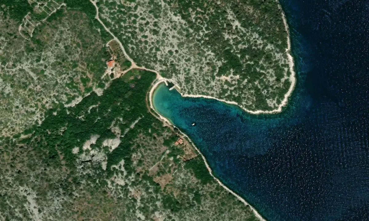 Satelite image of Zaliv Ovca